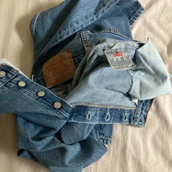 Vintage Levi's 501s made in USA - Picture 5 of 16